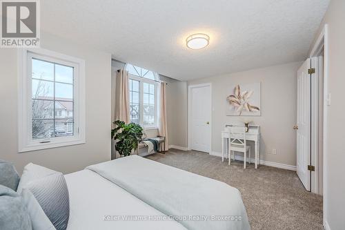 52 Carrington Place, Guelph (Kortright West), ON - Indoor Photo Showing Bedroom