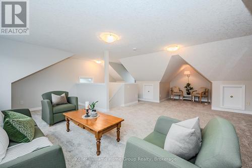 52 Carrington Place, Guelph (Kortright West), ON - Indoor Photo Showing Living Room