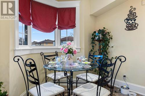 995 Cedar Street, Oshawa, ON - Indoor Photo Showing Dining Room