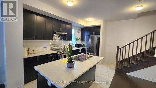 2041 Cameron Lott Crescent, Oshawa, ON - Indoor Photo Showing Kitchen