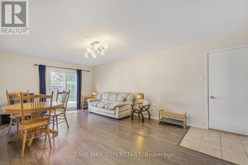 69 Kinzie Lane N, Barrie, ON - Indoor Photo Showing Other Room