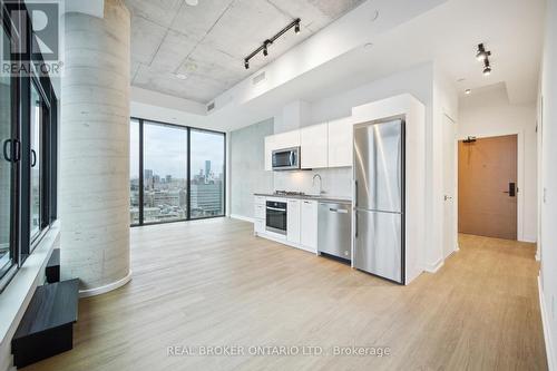 2001 - 195 Mccaul Street, Toronto, ON - Indoor Photo Showing Kitchen