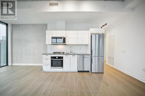 2001 - 195 Mccaul Street, Toronto, ON - Indoor Photo Showing Kitchen With Upgraded Kitchen