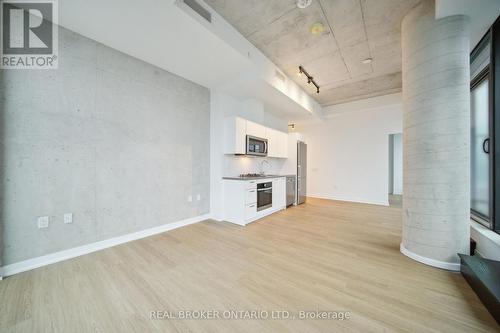 2001 - 195 Mccaul Street, Toronto, ON - Indoor Photo Showing Kitchen