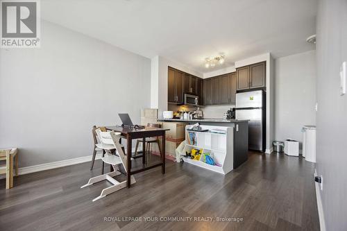 1712 - 9245 Jane Street, Vaughan, ON - Indoor Photo Showing Kitchen