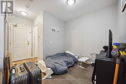 1712 - 9245 Jane Street, Vaughan, ON - Indoor Photo Showing Bedroom