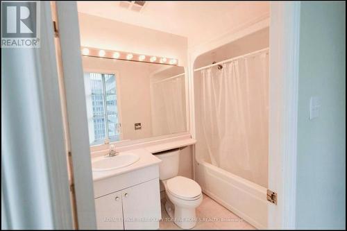 Lph6 - 105 Victoria Street, Toronto, ON - Indoor Photo Showing Bathroom