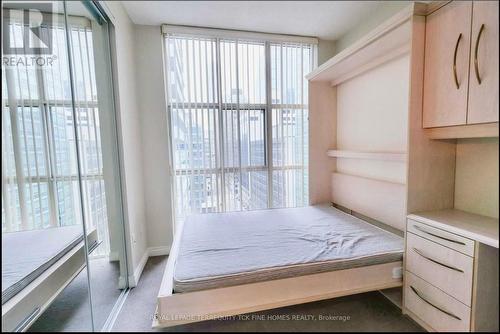 Lph6 - 105 Victoria Street, Toronto, ON - Indoor Photo Showing Bedroom