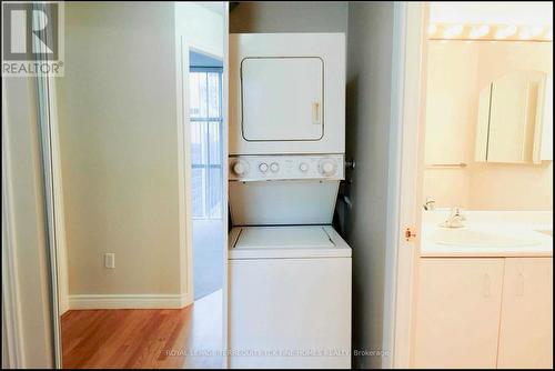 Lph6 - 105 Victoria Street, Toronto, ON - Indoor Photo Showing Laundry Room