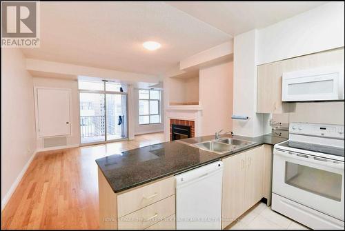 Lph6 - 105 Victoria Street, Toronto, ON - Indoor Photo Showing Kitchen With Double Sink