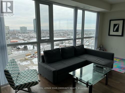 1815 - 349 Rathburn Road W, Mississauga, ON - Indoor Photo Showing Living Room