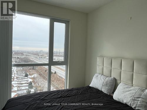 1815 - 349 Rathburn Road W, Mississauga, ON - Indoor Photo Showing Bedroom