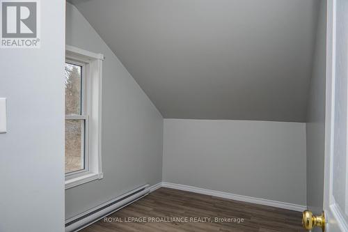 20 Jones Street, Belleville, ON - Indoor Photo Showing Other Room