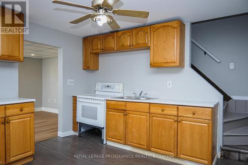 20 Jones Street, Belleville, ON - Indoor Photo Showing Kitchen