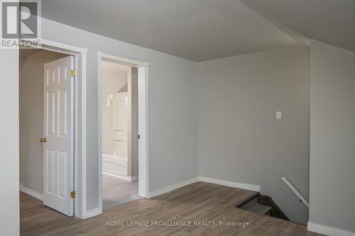 20 Jones Street, Belleville, ON - Indoor Photo Showing Other Room