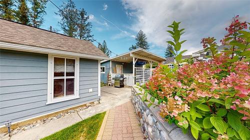 228 11Th Avenue, Cranbrook, BC - Outdoor