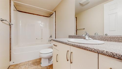 20 Killdeer Place, Osoyoos, BC - Indoor Photo Showing Bathroom