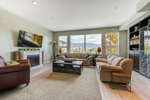 23-12798 Lake Hill Drive, Lake Country, BC - Indoor Photo Showing Living Room With Fireplace