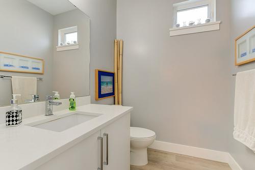 23-12798 Lake Hill Drive, Lake Country, BC - Indoor Photo Showing Bathroom