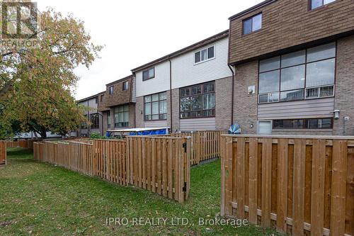 77 - 180 Mississauga Valley Boulevard, Mississauga, ON - Outdoor