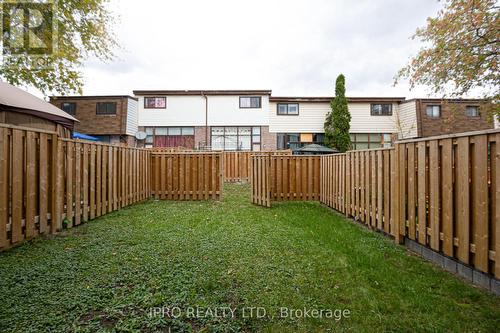 77 - 180 Mississauga Valley Boulevard, Mississauga, ON - Outdoor