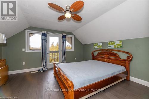 7078 Highway 6, Northern Bruce Peninsula, ON - Indoor Photo Showing Bedroom