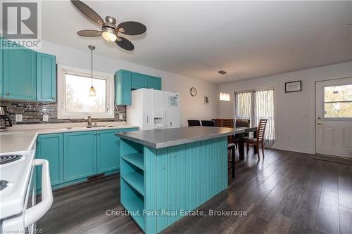 7078 Highway 6, Northern Bruce Peninsula, ON - Indoor Photo Showing Kitchen