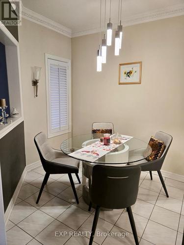 8 Mary Gapper Crescent, Richmond Hill, ON - Indoor Photo Showing Dining Room