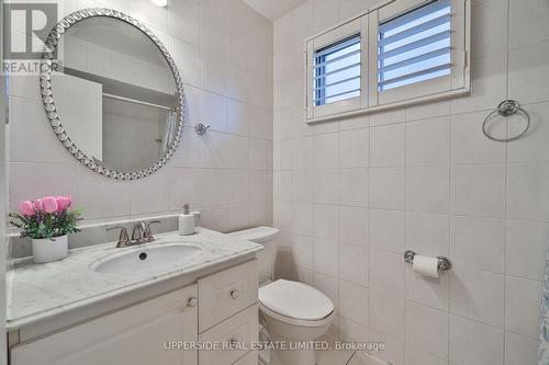 38 Newlyn Crescent, Brampton, ON - Indoor Photo Showing Bathroom