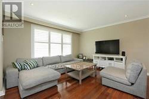 529 Trudale Court, Oakville, ON - Indoor Photo Showing Living Room