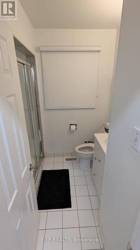 1071 Vera Cruz Drive, Mississauga, ON - Indoor Photo Showing Bathroom