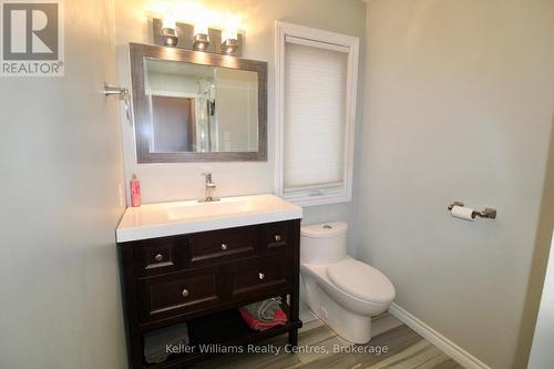 12 Thomas Street, South Bruce, ON - Indoor Photo Showing Bathroom