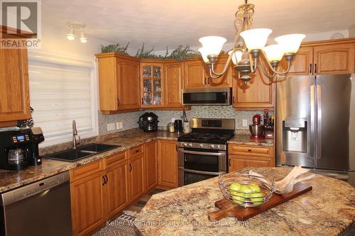 12 Thomas Street, South Bruce, ON - Indoor Photo Showing Kitchen With Double Sink