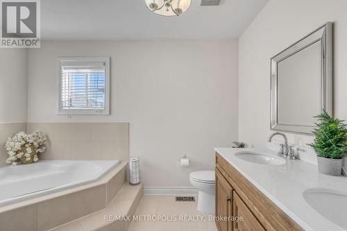 345 Old Harwood Avenue, Ajax, ON - Indoor Photo Showing Bathroom