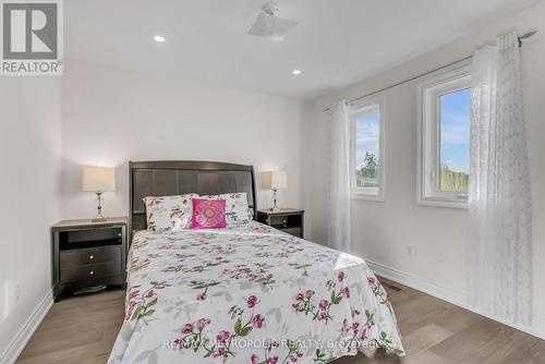 345 Old Harwood Avenue, Ajax, ON - Indoor Photo Showing Bedroom