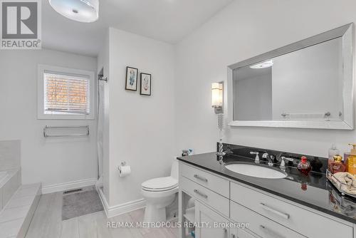 345 Old Harwood Avenue, Ajax, ON - Indoor Photo Showing Bathroom