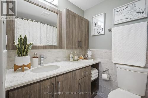 509 - 1525 Diefenbaker Court, Pickering, ON - Indoor Photo Showing Bathroom