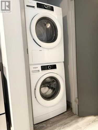 F101 - 275F Larch Street, Waterloo, ON - Indoor Photo Showing Laundry Room