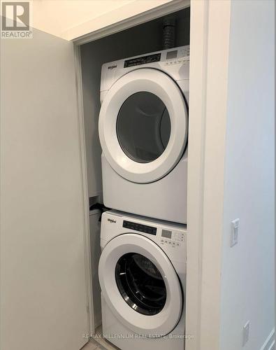 233 - 55 Duke Street, Kitchener, ON - Indoor Photo Showing Laundry Room