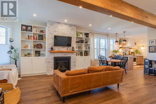 723 Hendryx Street, Nelson, BC - Indoor Photo Showing Living Room With Fireplace