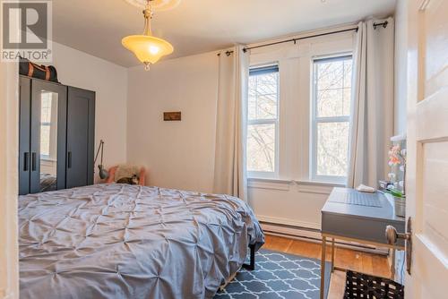 723 Hendryx Street, Nelson, BC - Indoor Photo Showing Bedroom