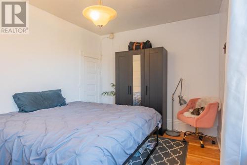 723 Hendryx Street, Nelson, BC - Indoor Photo Showing Bedroom