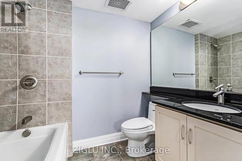 502 - 290 Powell Avenue, Ottawa, ON - Indoor Photo Showing Bathroom