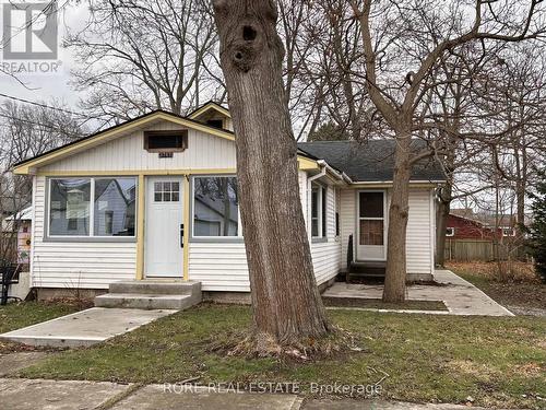 3767 Concord St Avenue, Fort Erie (337 - Crystal Beach), ON - Outdoor With Facade