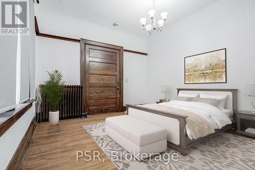 200 - 678 Huron Street, Toronto, ON - Indoor Photo Showing Bedroom