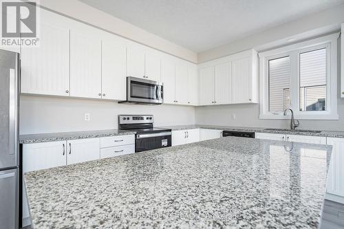 62 Allenwood Road S, Springwater, ON - Indoor Photo Showing Kitchen