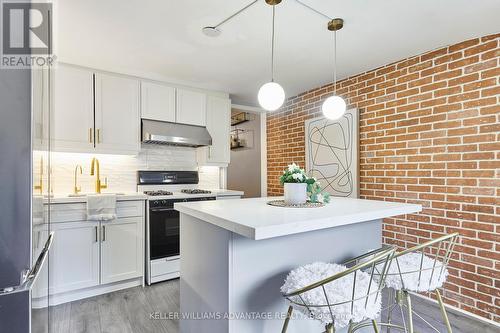 359 Westmoreland Avenue N, Toronto, ON - Indoor Photo Showing Kitchen