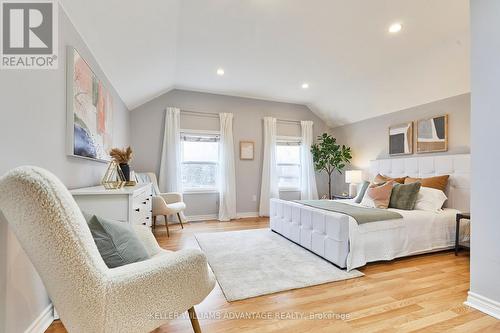 359 Westmoreland Avenue N, Toronto, ON - Indoor Photo Showing Living Room