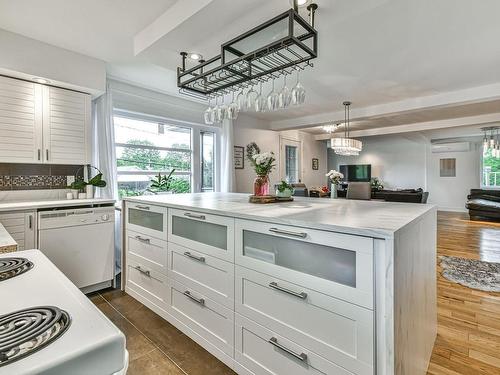 Cuisine - 229  - 229B Av. Bélisle, Sainte-Agathe-Des-Monts, QC - Indoor Photo Showing Kitchen