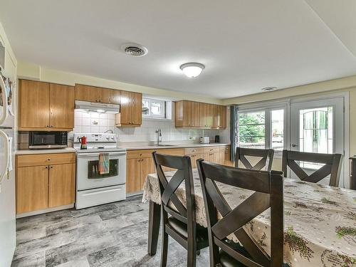 Salle Ã  manger - 229  - 229B Av. Bélisle, Sainte-Agathe-Des-Monts, QC - Indoor Photo Showing Kitchen